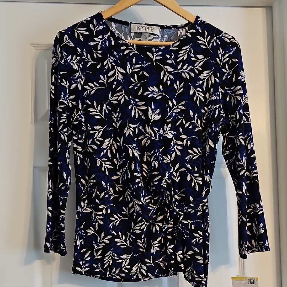 Kasper Navy and White Leaf Pattern Blouse